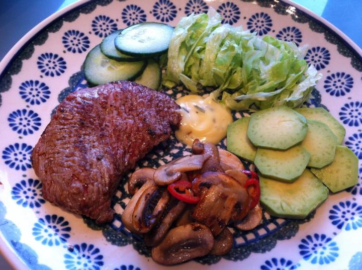 1902772_10152275315105659_1058152619_n