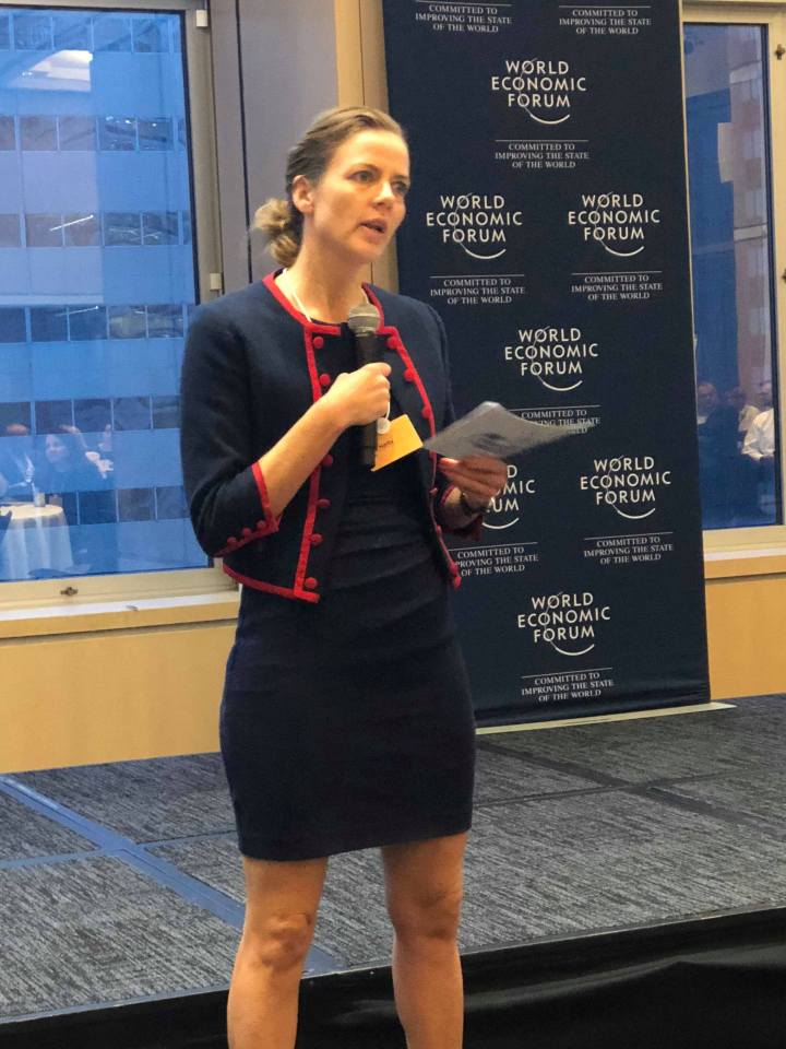 42836378_1698397740289521_7448136365495025664_n